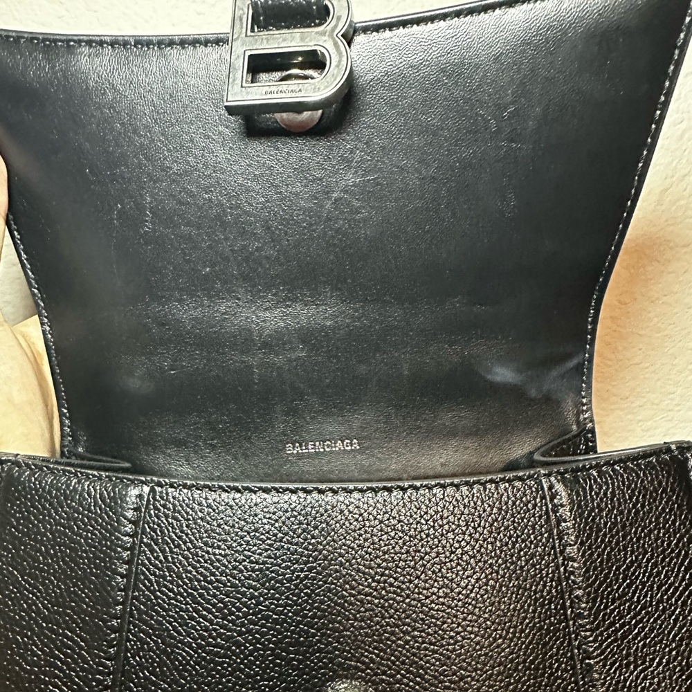 ✨BALENCIAGA
Hourglass Small Calfskin Top-handle/Crossbody bag✨ - Picture 6 of 9